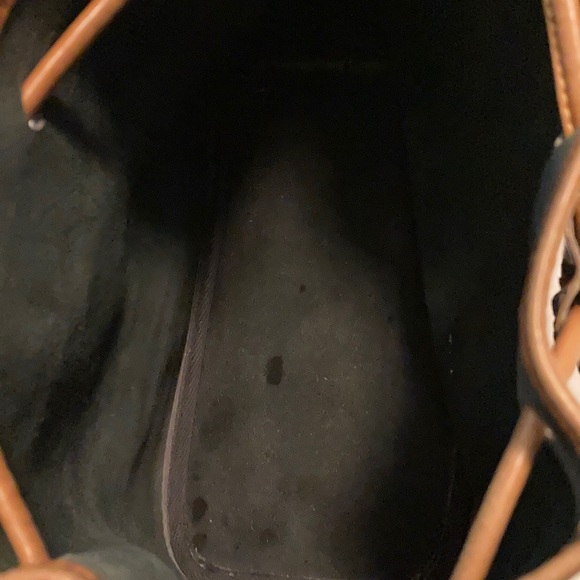 Dooney & Bourke Dark Navy Blue Leather purse - Picture 3 of 8